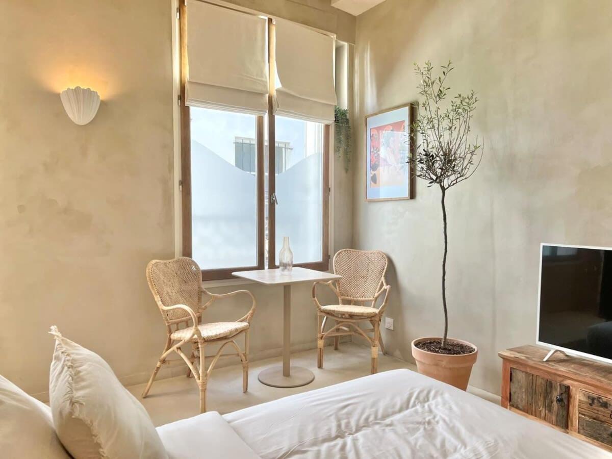 Studio De Charme Pour Un Sejour En Amoureux - 2P - Flat-Guest Paris Extérieur photo